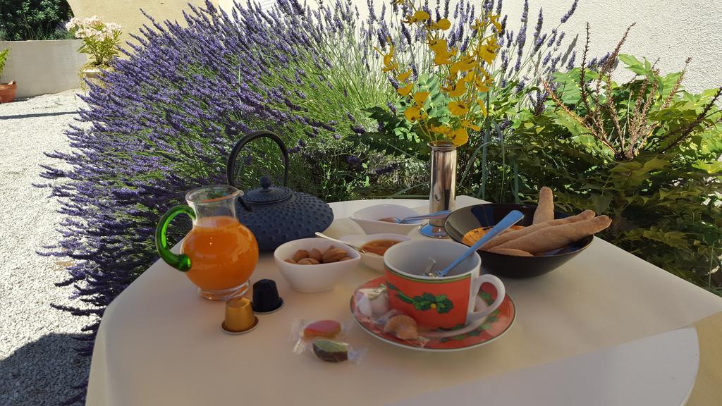 Lamanderie En Provence Bed & Breakfast Alleins Стая снимка